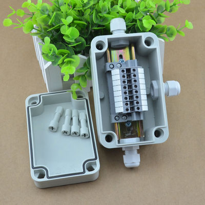 IP65 Waterproof Cable Junction Box 80*130*70mm with UK2.5B Din Rail Terminal Blocks 1 in 3 out